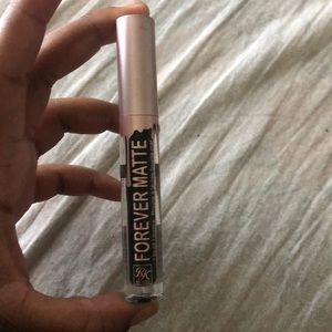 Lipstick Black